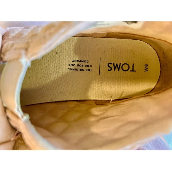 TOMS Paxton women's shoes size 6, perfect for your next adventure! - Picture 12 of 14